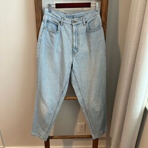 Vintage Bay Club Mom Style High Rise Denim Jean